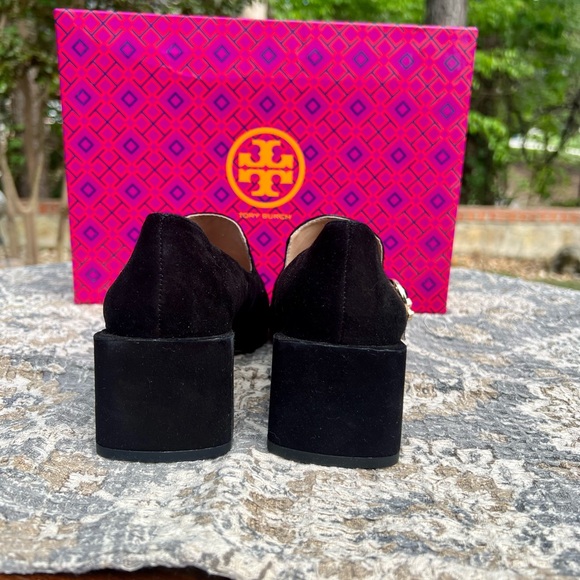 NIB Tory Burch Asymmetrical Block Heel Loafer - size 5 - Picture 7 of 12